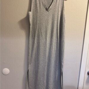 Olive & Oak Light Gray Maxi Dress